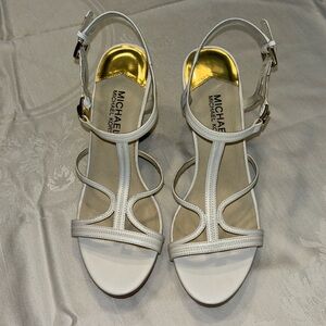 Michael Kors, white platform sandals, size 9, heel size 4 inches